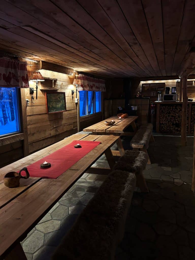 Namdalen chicken house - kirkenes tours